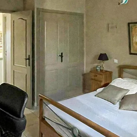 Feriehus Smukt Hjem I Puisserguier